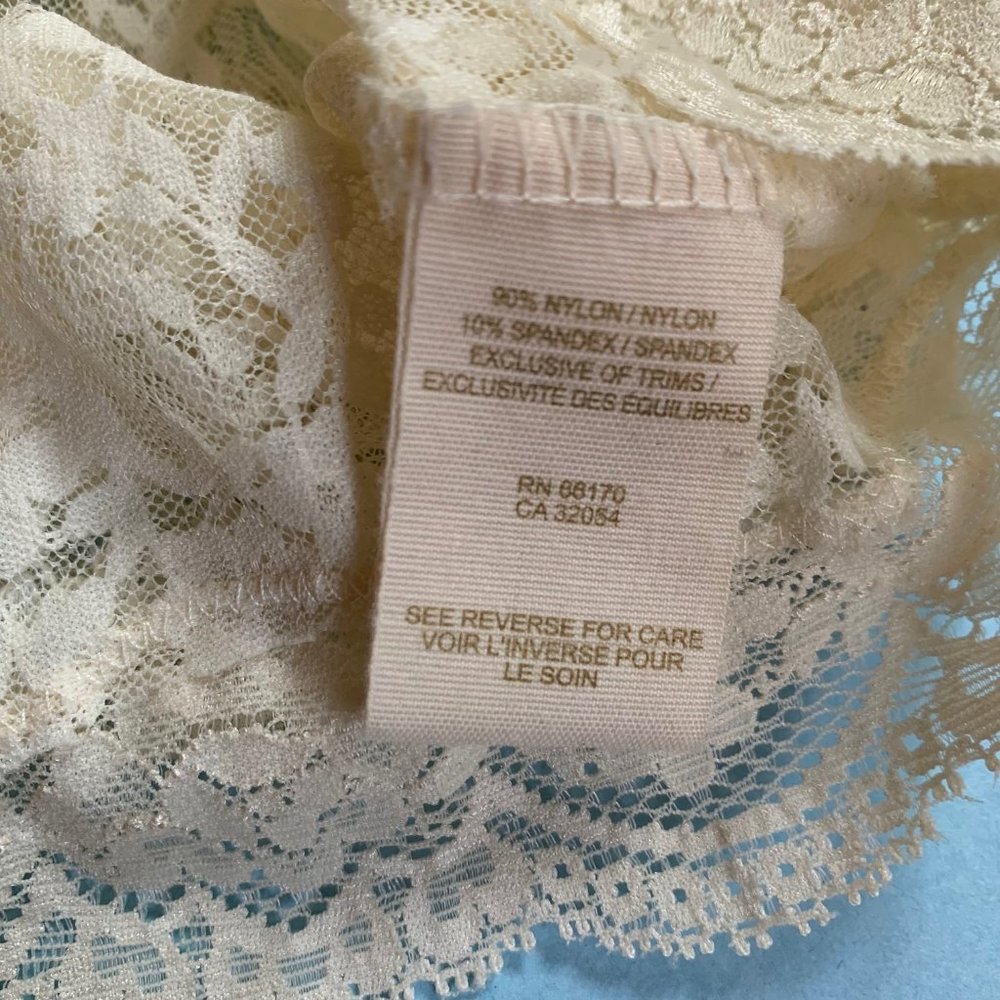 FREE PEOPLE LACE TOP - Picture 4 of 9